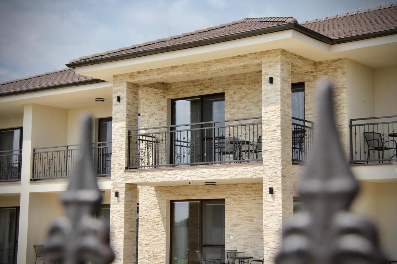 Jazmin Apartmany Veľký Meder Extérieur photo
